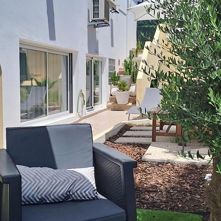Lovely New House - Guests Apartments オリョン エクステリア 写真