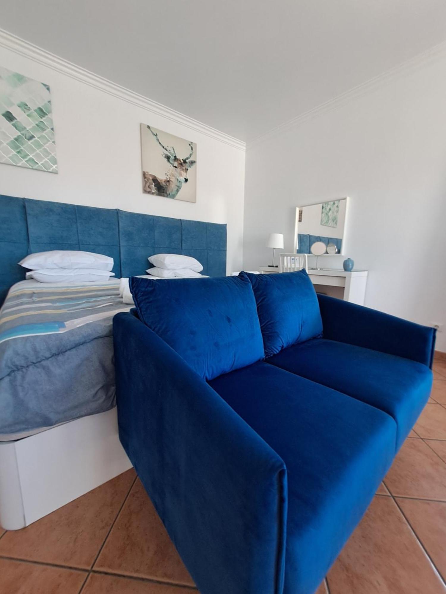 Lovely New House - Guests Apartments オリョン エクステリア 写真