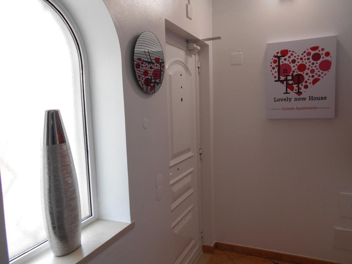 Lovely New House - Guests Apartments オリョン エクステリア 写真